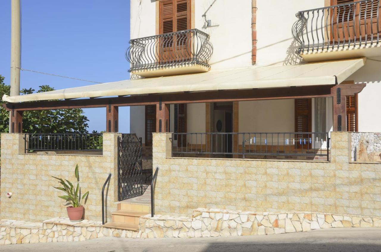 Appartamenti Da Clarissa Macari Εξωτερικό φωτογραφία