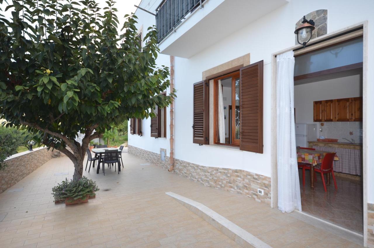 Appartamenti Da Clarissa Macari Εξωτερικό φωτογραφία